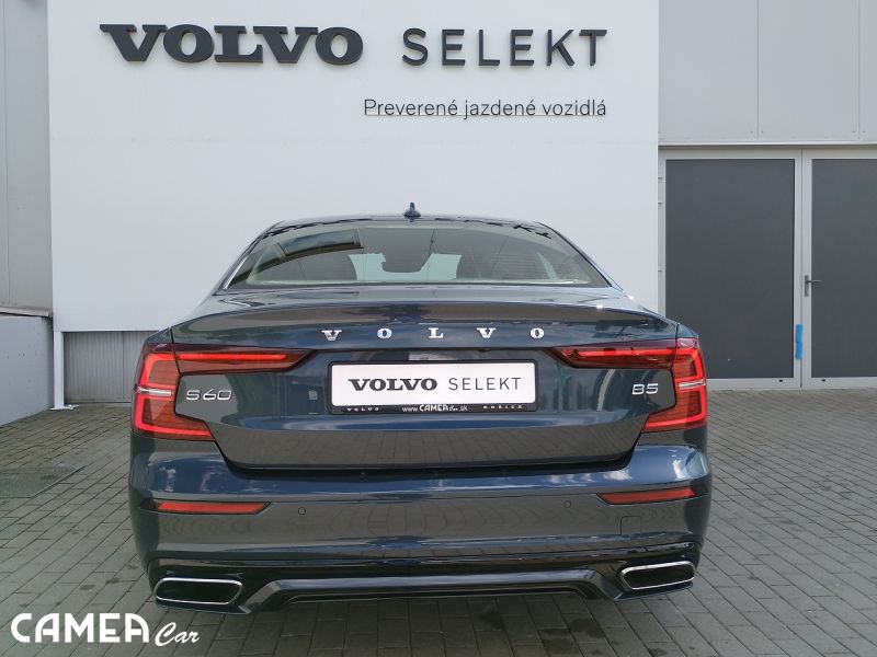 VOLVO SELEKT S60 B5 R Design FWD benzín/Mild hybrid