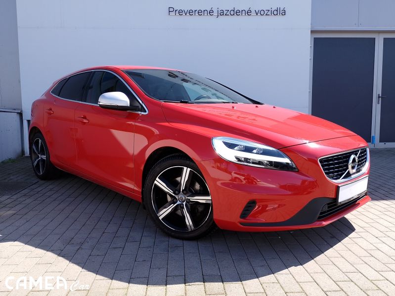 VOLVO V40 T2 90kW MT6 R Design
