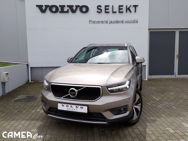 VOLVO SELEKT XC40 Momentum Pro B4 FWD mild hybrid benzín