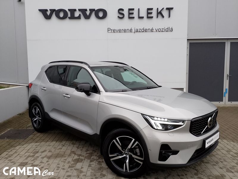 VOLVO SELEKT XC40 B3 FWD 120kW AT7 PLUS DARK Mild-Hybrid benzín