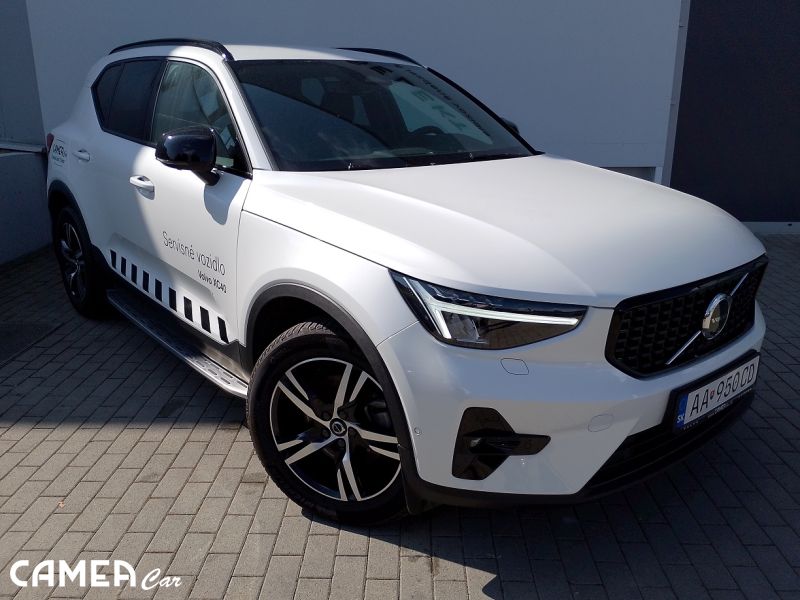 VOLVO SELEKT  XC40 B4 FWD 145kW AT7 PLUS DARK Mild-Hybrid/benzín