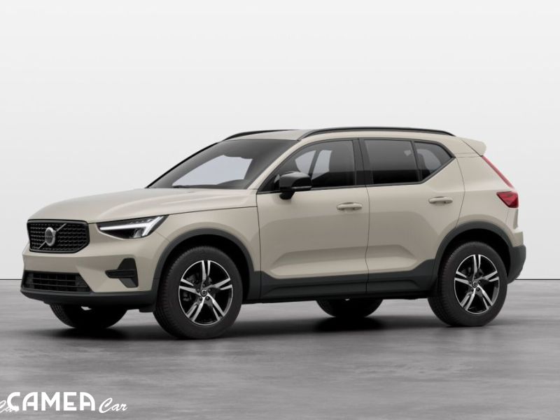 VOLVO XC40 B3 FWD 120kW PLUS/DARK AT7