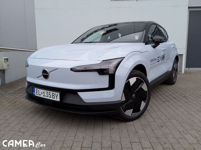 VOLVO EX30 Elektro SINGLE Motor Extended Range RWD 200kW PLUS
