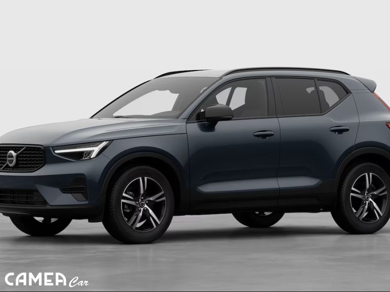 VOLVO XC40 B3 FWD 120kW PLUS/DARK AT7 MY*26