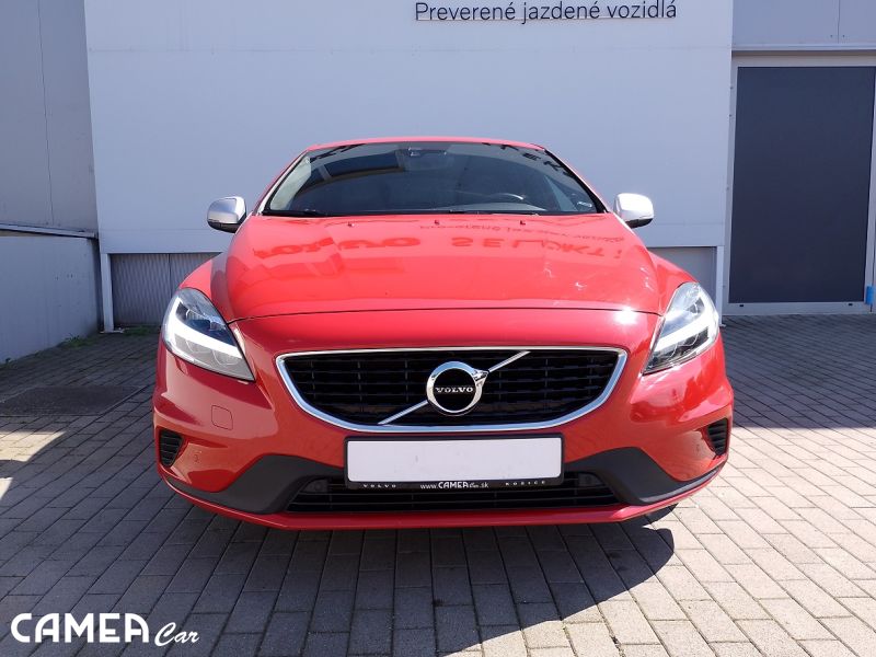 VOLVO V40 T2 90kW MT6 R Design