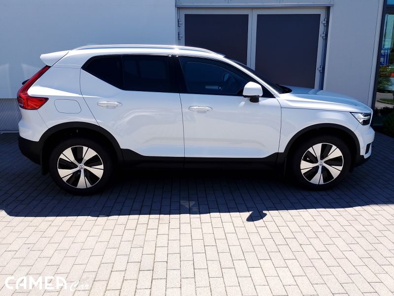 VOLVO XC40 T3 FWD 120kW AT8 Momentum  PRO sprostredkovanie predaja