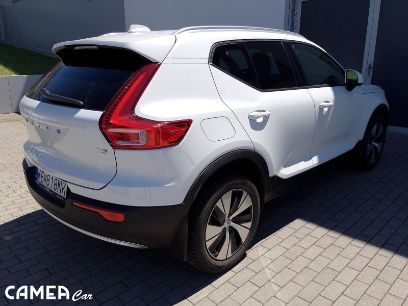 VOLVO XC40 T3 FWD 120kW AT8 Momentum  PRO sprostredkovanie predaja