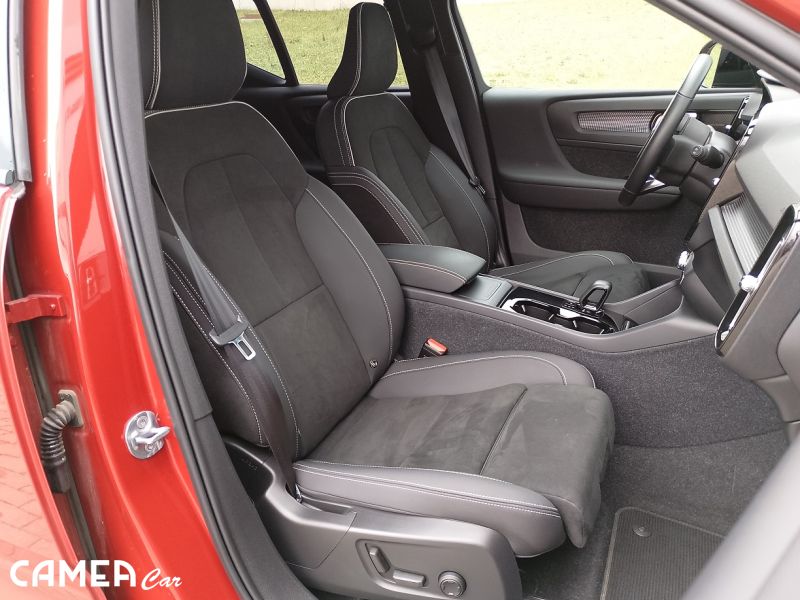 VOLVO XC40 Full Elektro P8 AWD 300kW RechargePRO