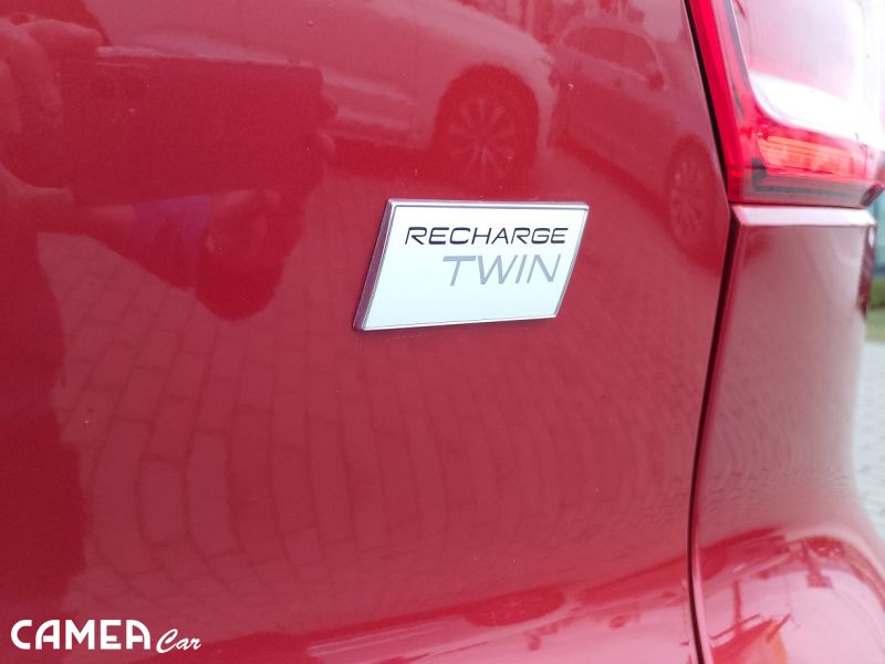VOLVO XC40 Full Elektro P8 AWD 300kW RechargePRO