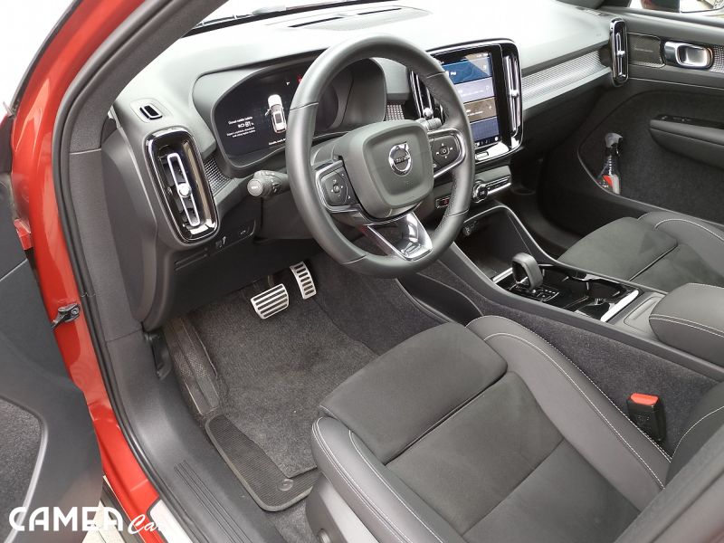 VOLVO XC40 Full Elektro P8 AWD 300kW RechargePRO