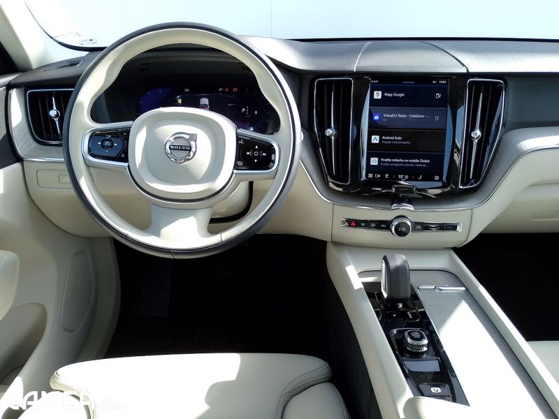 !! CENOVÁ BOMBA !! VOLVO XC60 B5 AWD MILD-HYBRID/benzín PLUS/BRIGHT POLESTAR