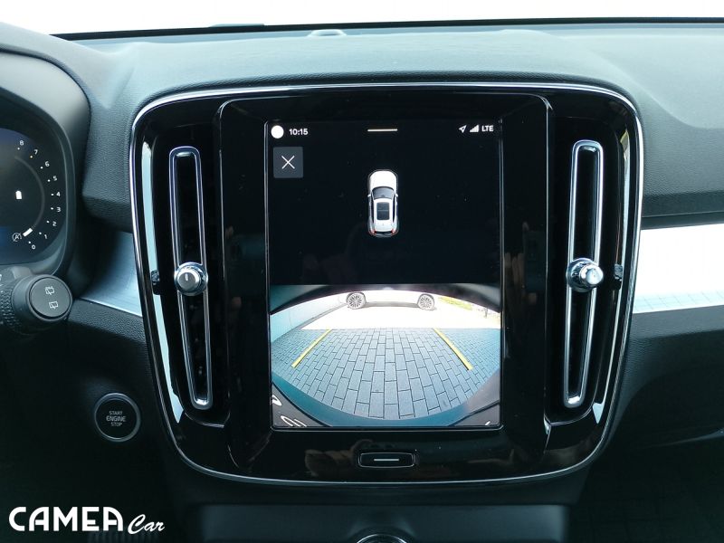 VOLVO SELEKT XC40 B3 FWD 120kW AT7 CORE  Mild hybrid/benzín rezerve