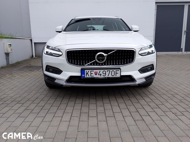 VOLVO V90CC B5 AWD AT8 PRO Mild HYBRID/diesel 173kW