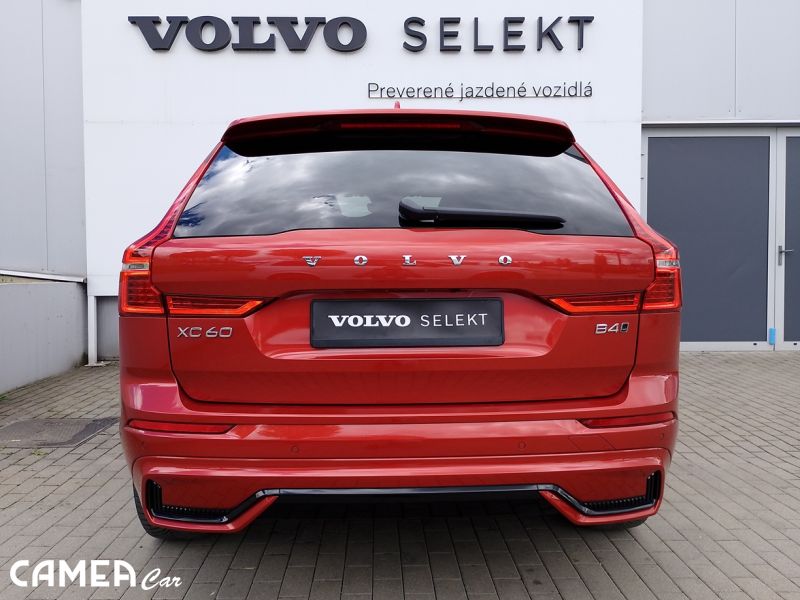 VOLVO SELEKT XC60 B4 AWD MILD HYBRID/diesel PLUS/DARK POLESTAR