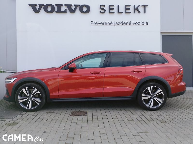 VOLVO SELEKT V60 CC PRO B4 AWD diesel Mild hybrid AT8