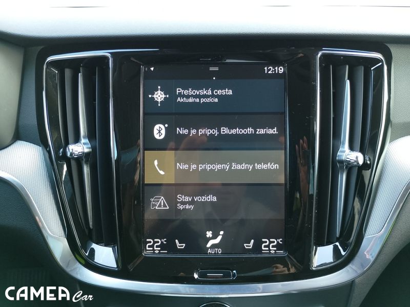 VOLVO SELEKT V60 Inscription D4 nafta FWD AT8