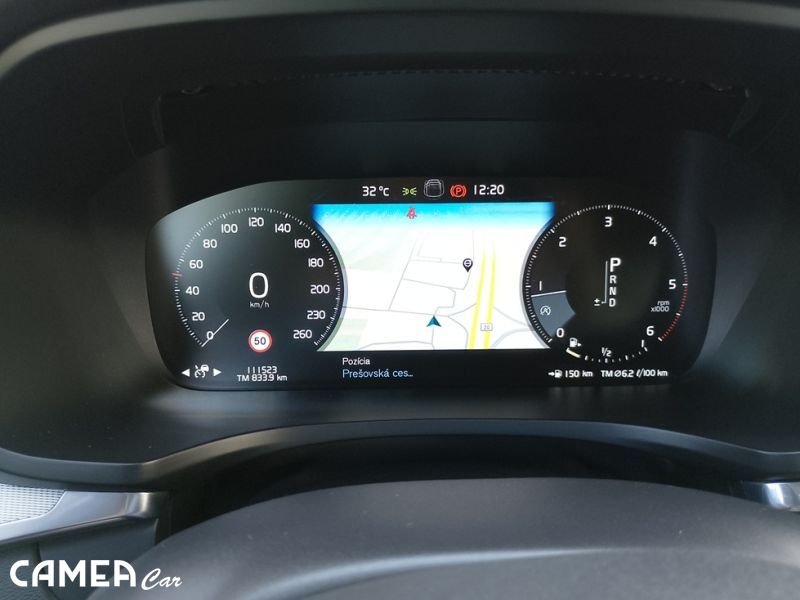 VOLVO SELEKT V60 Inscription D4 nafta FWD AT8