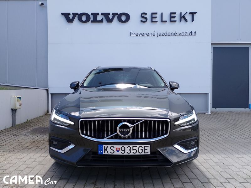 VOLVO SELEKT V60 Inscription D4 nafta FWD AT8