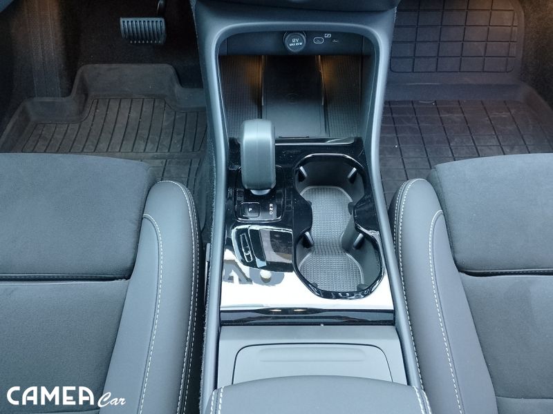 !! AKCIA !! VOLVO EC40 Single Extended Range RWD 185kW Electric PLUS