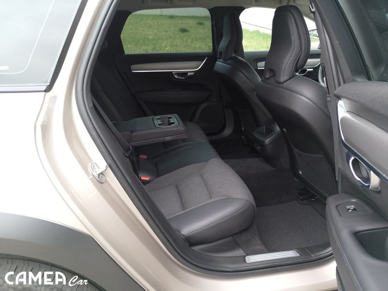 VOLVO V90 Cross Country Advanced B4 AWD nafta/Mild hybrid sprostredkovanie