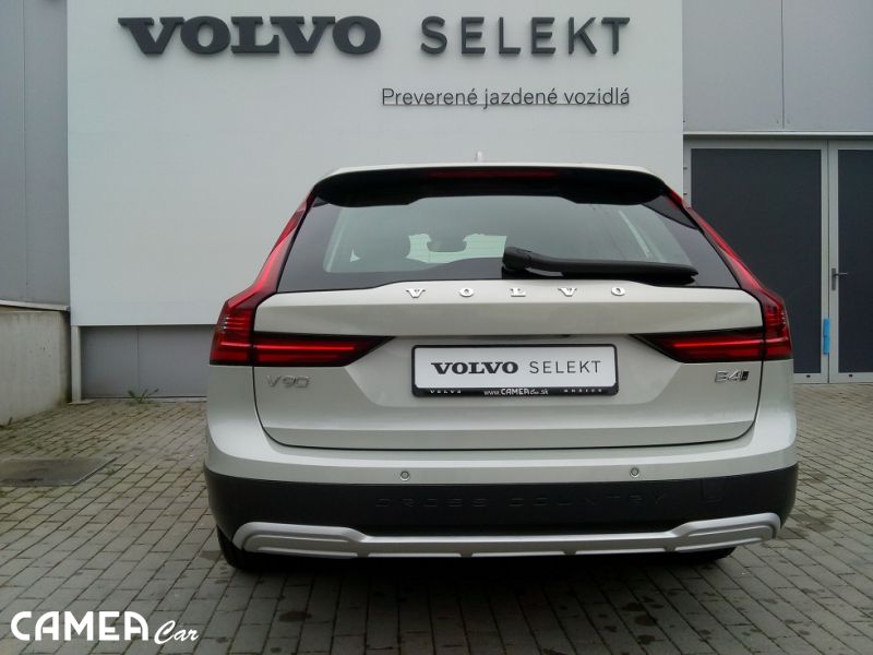 VOLVO SELEKT V90 Cross Country Advanced B4 AWD nafta/Mild hybrid