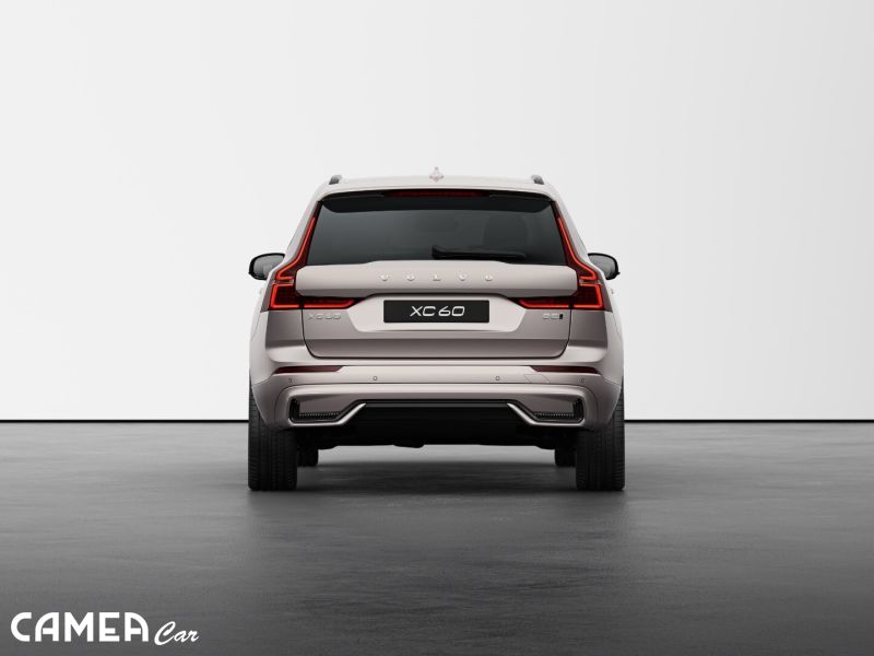 VOLVO XC60 B5 AWD Mild hybrid/benzín PLUS/DARK POLESTAR