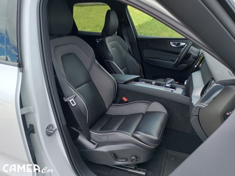 VOLVO SELEKT XC60 B4 AWD MILD-HYBRID/diesel PLUS/DARK POLESTAR