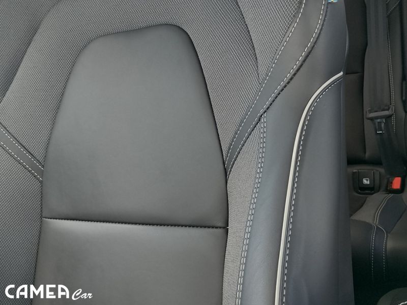 VOLVO SELEKT XC60 B4 AWD MILD-HYBRID/diesel PLUS/DARK POLESTAR