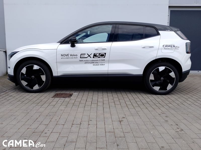VOLVO EX30 Elektro TWIN Motor AWD 315kW ULTRA