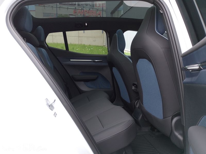 VOLVO EX30 Elektro TWIN Motor AWD 315kW ULTRA