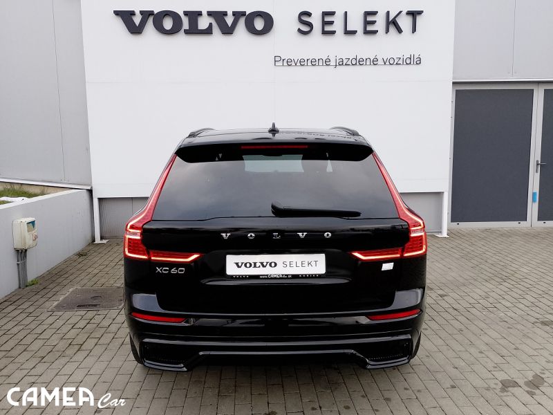 VOLVO SELEKT XC60 T8 eAWD Recharge R Design rezerve