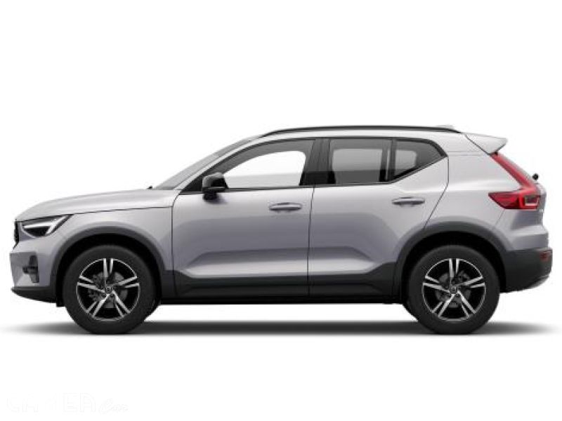 VOLVO SELEKT XC40 B3 FWD 120kW AT7 PLUS DARK Mild-Hybrid benzín