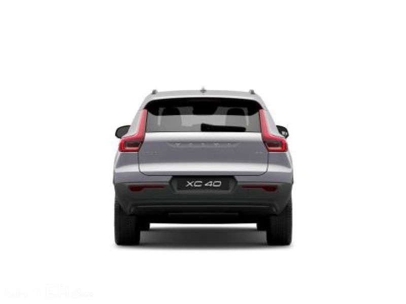 VOLVO SELEKT XC40 B3 FWD 120kW AT7 PLUS DARK Mild-Hybrid benzín