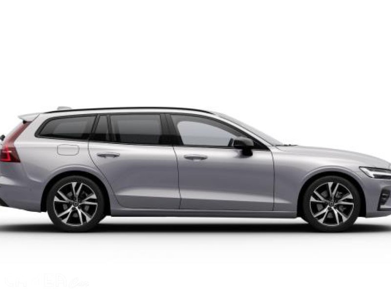 VOLVO SELEKT V60 PLUS DARK B4 benzín Mild Hybrid FWD AT7 rezerve