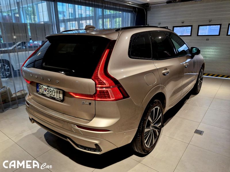 VOLVO XC60 B4 AWD MILD HYBRID/diesel PLUS/DARK