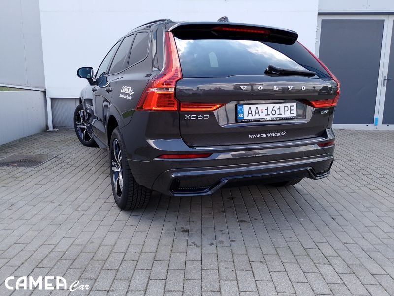 VOLVO XC60 B5 AWD MILD-HYBRID/benzín PLUS/DARK POLESTAR