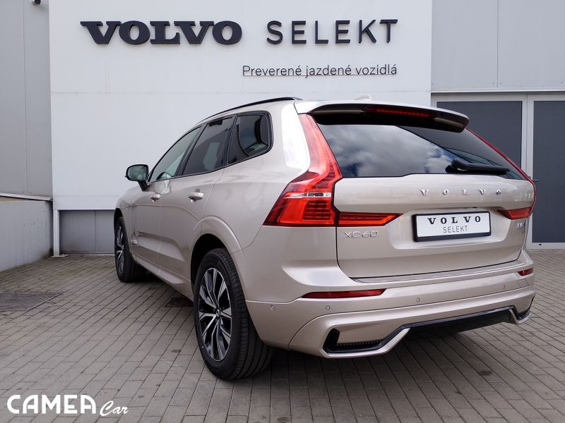 VOLVO SELEKT XC60 B5 AWD MILD-HYBRID PLUS/DARK ťažné zariadenie + POLESTAR