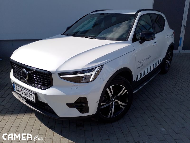 VOLVO SELEKT  XC40 B4 FWD 145kW AT7 PLUS DARK Mild-Hybrid/benzín