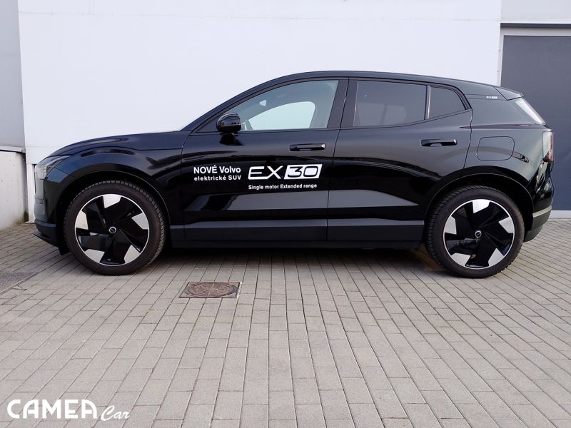 VOLVO EX30 Elektro SINGLE Motor Extended Range RWD 200kW PLUS