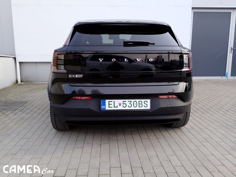 VOLVO EX30 Elektro SINGLE Motor Extended Range RWD 200kW PLUS