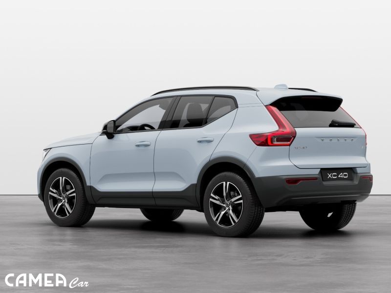 VOLVO XC40 B3 FWD 120kW AT7 PLUS DARK Mild-Hybrid benzín