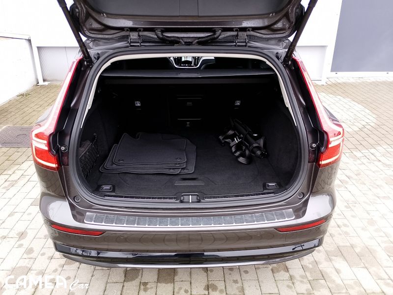 VOLVO SELEKT V60 PLUS DARK B4 diesel Mild Hybrid FWD AT8