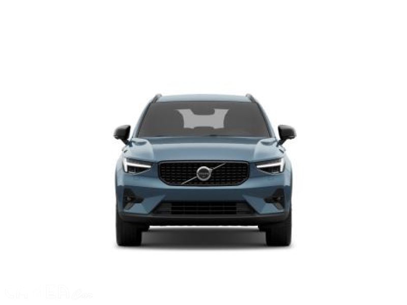 VOLVO SELEKT XC40 B3 FWD 120kW AT7 PLUS DARK Mild-Hybrid benzín