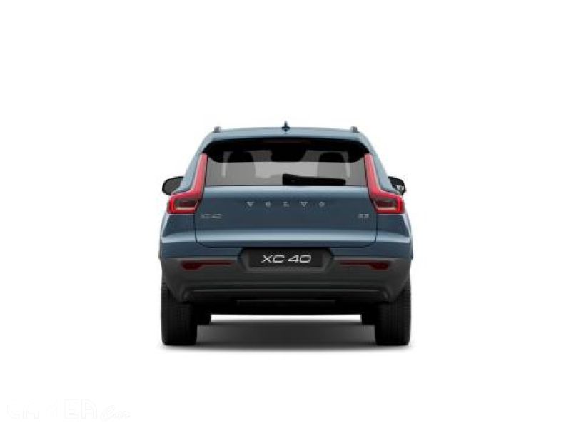 VOLVO SELEKT XC40 B3 FWD 120kW AT7 PLUS DARK Mild-Hybrid benzín