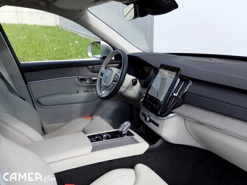 NEW VOLVO XC90 T8 Plug IN Hybrid PLUS/BRIGHT 7m POLESTAR