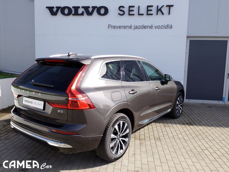 !! CENOVÁ BOMBA !! VOLVO SELEKT XC60 B5 AWD MILD-HYBRID/benzín PLUS/BRIGHT POLESTAR