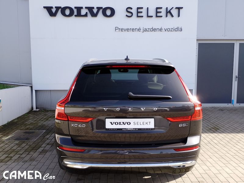 !! CENOVÁ BOMBA !! VOLVO SELEKT XC60 B5 AWD MILD-HYBRID/benzín PLUS/BRIGHT POLESTAR