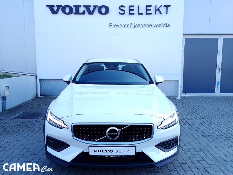 VOLVO SELEKT V60 CC PRO B4 AWD diesel Mild Hybrid AT8