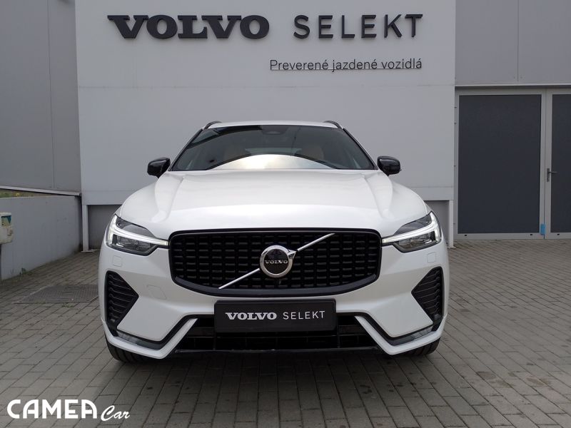 VOLVO SELEKT XC60 B5 AWD MILD-HYBRID/benzín PLUS/DARK POLESTAR