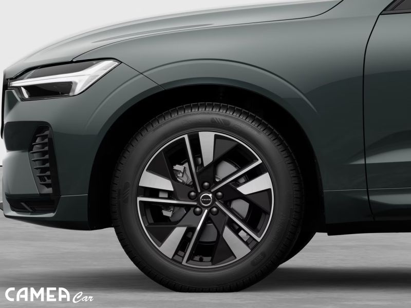 VOLVO XC60 B5 AWD MILD/HYBRID benzín PLUS/DARK *MY26